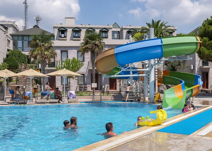 Assos Eden Gardens Hotel